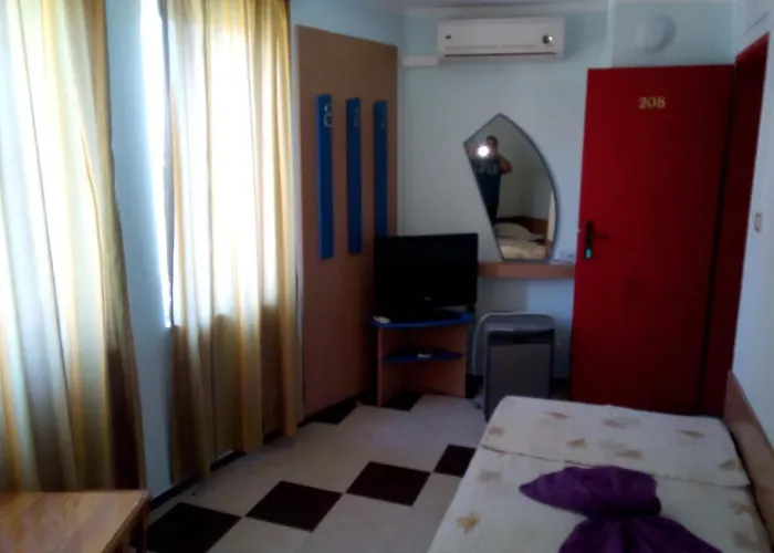 семеен бостън