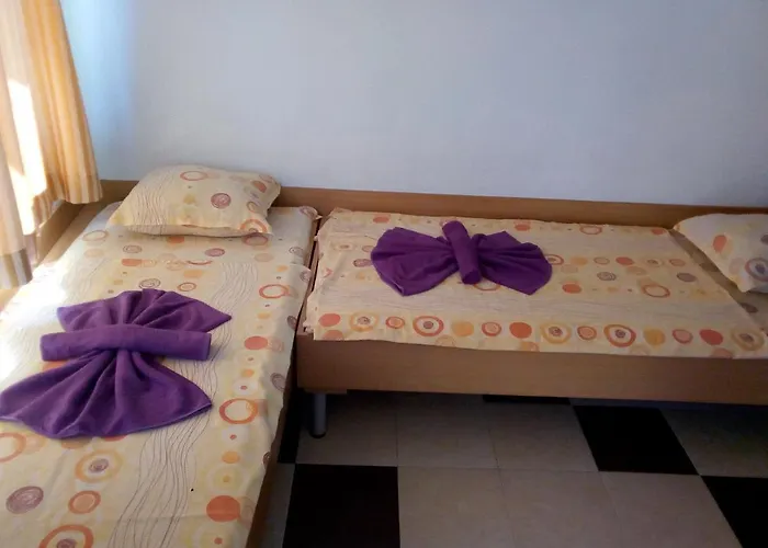 семеен бостън מלון רבדה